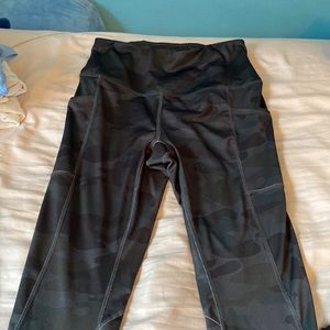 Reebok camo leggings